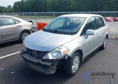 2011 Nissan Versa 1.8S z USA, uszkodzony, nr VIN 3N1BC1AP1BL369587